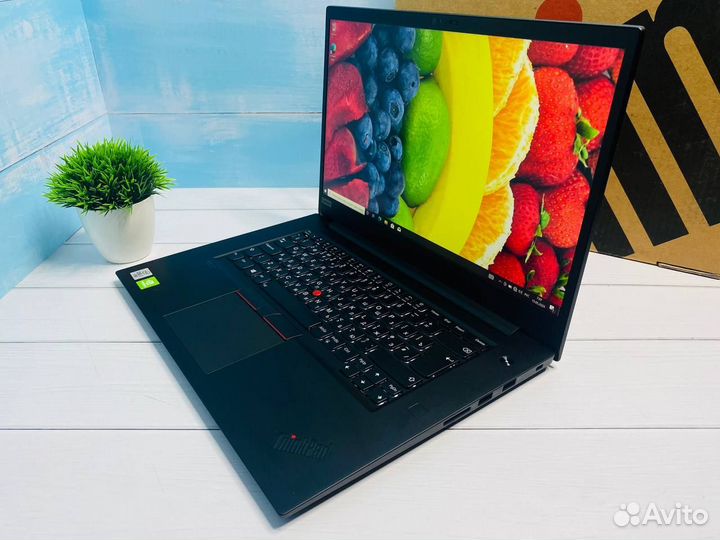 Lenovo Thinkpad P1 Gen 3 I7-10850H Quadro T2000