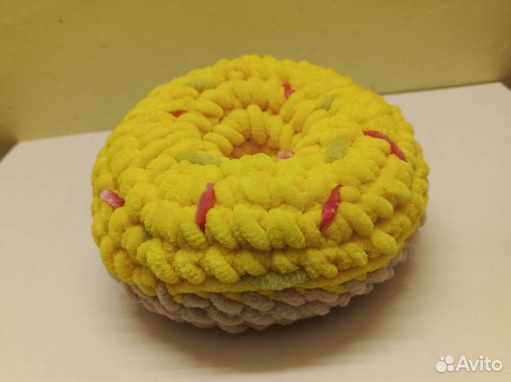 Пончик амигуруми