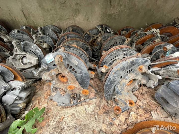 Передний кулак Киа Соренто Прайм