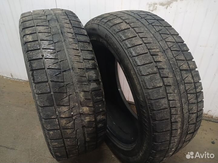 Bridgestone Blizzak Revo GZ 215/55 R17