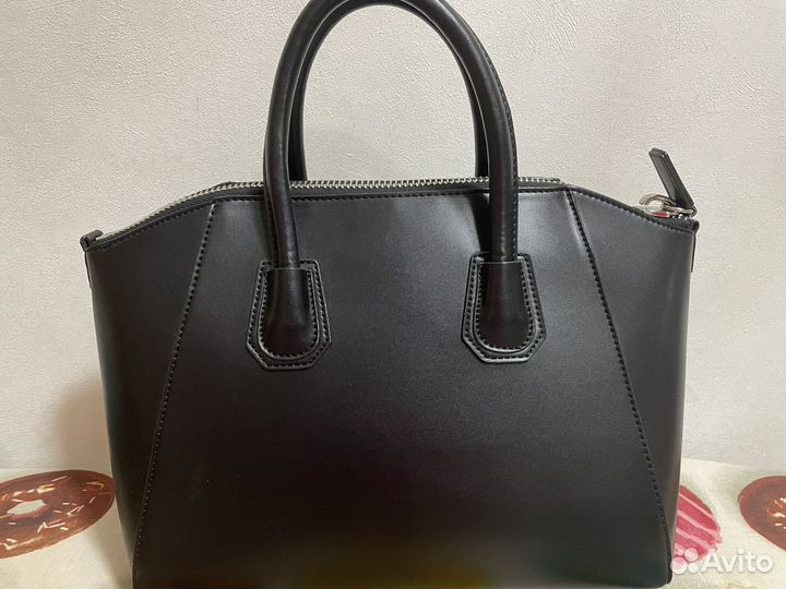 Сумка женская givenchy