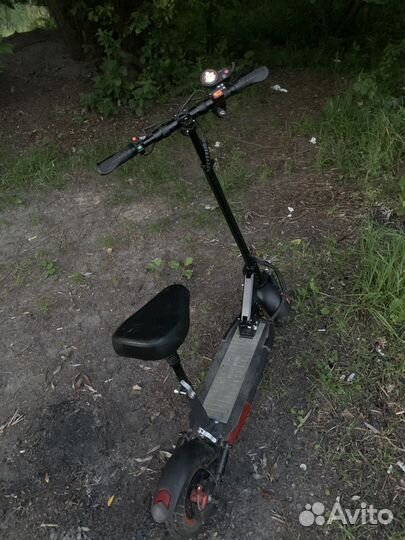 Самокат взрослый электрический
