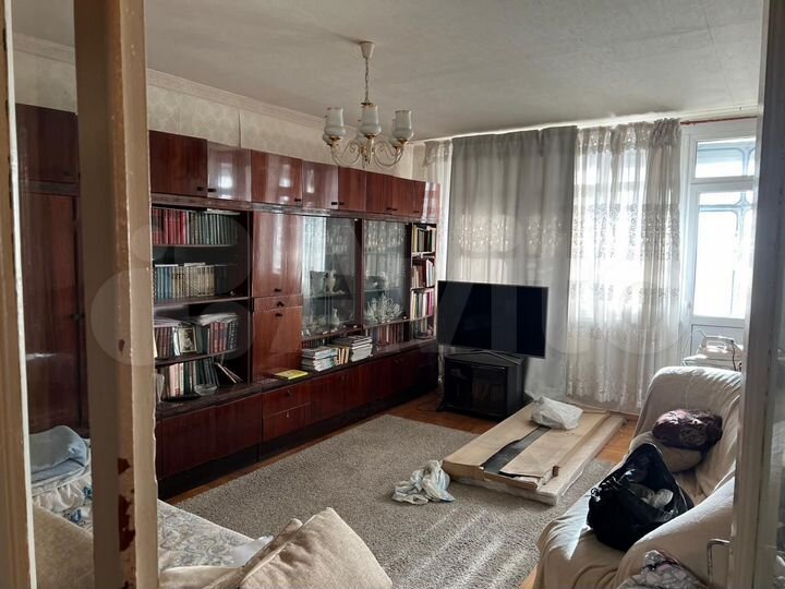 3-к. квартира, 80 м², 10/12 эт.