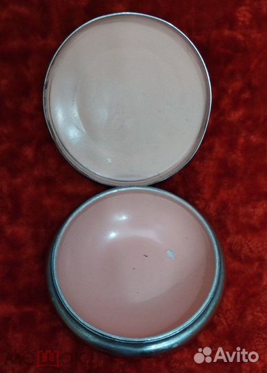 Шкатулка. Пудреница 