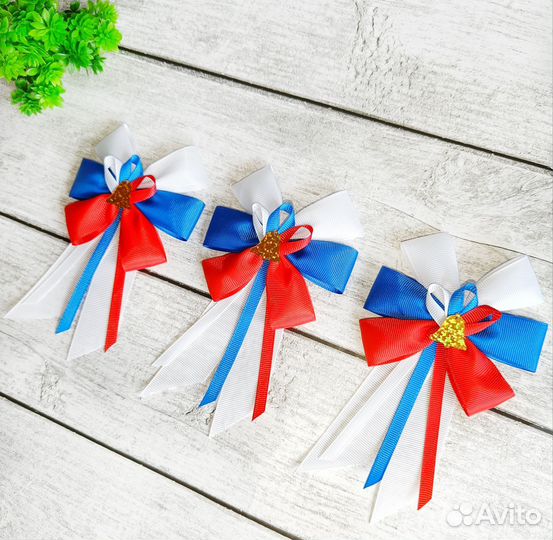 Брошь триколор, значок для выпускника/ выпускницы