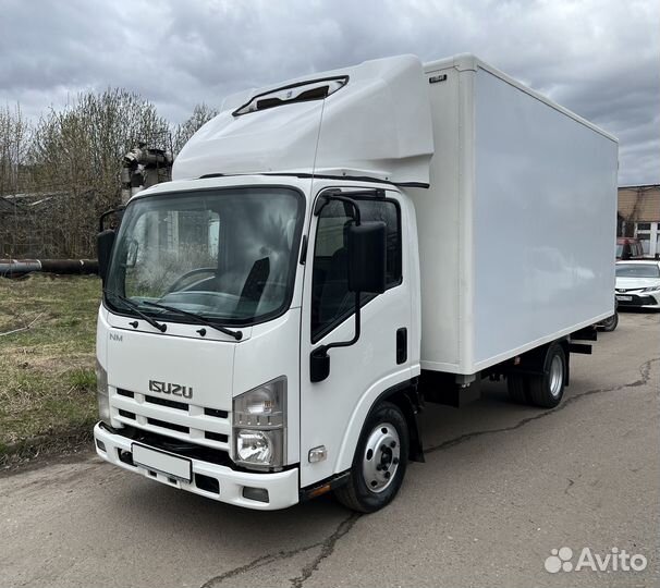 Isuzu ELF (N-series) рефрижератор, 2017