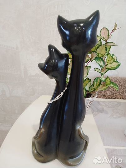 Статуэтка Кошки