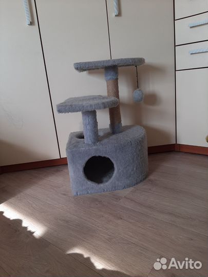 Домик для кошки с когтеточкой