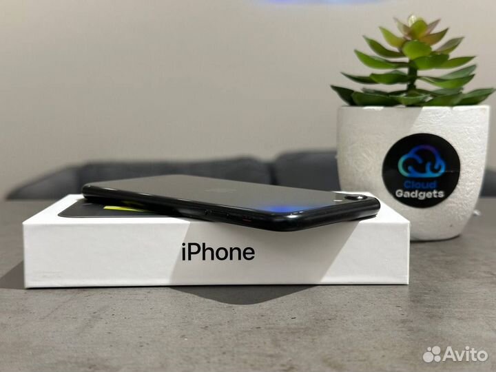 iPhone SE (2020), 128 ГБ