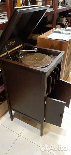 Грамофон Columbia