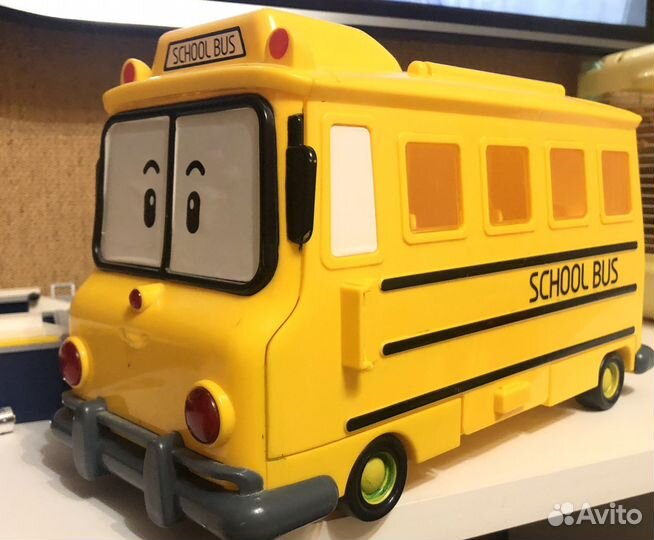 Автобус скулби,кейс для хранения машинок