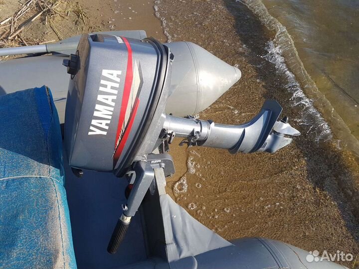 Продаётся комплект, лодка кайман 330 и Ямаха 4