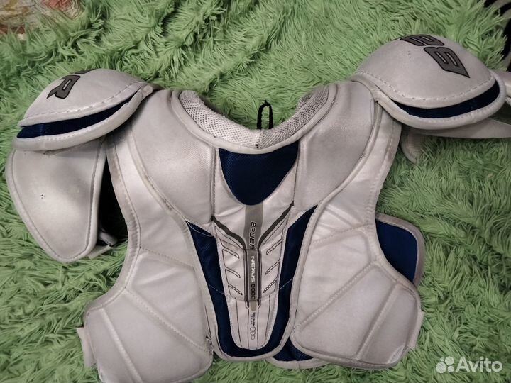 Нагрудник хоккейный jr m