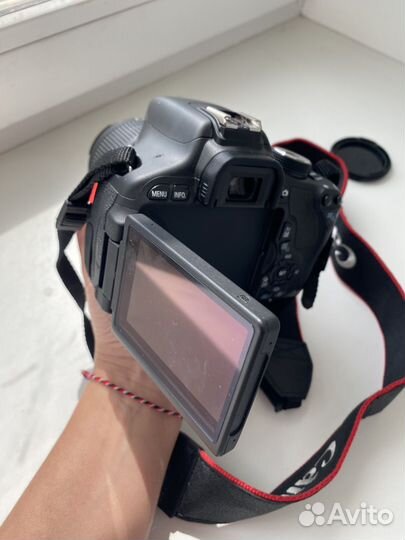 Зеркальный фотоаппарат canon 600d