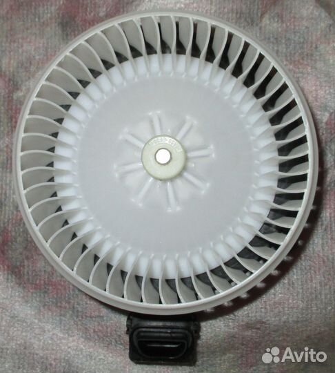 Мотор печки Toyota Corolla / Auris /Scion / Matrix