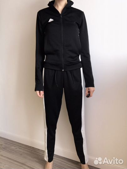 Спортивный костюм adidas