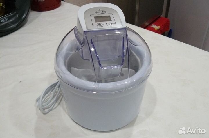 Мороженица Travola SU-561 новая