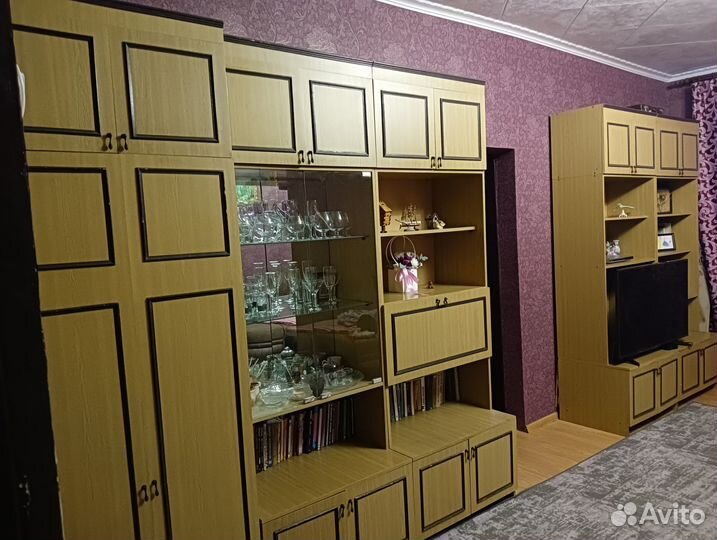 Шкаф стенка