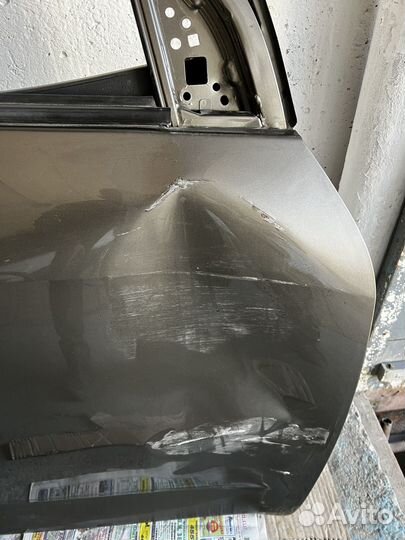 Правая передняя Дверь тойота рав4