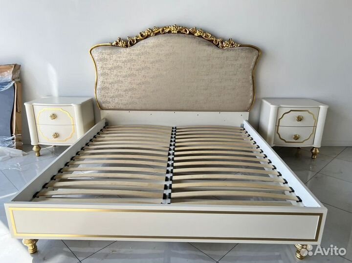 Спальный гарнитур Вена Белый Доставка