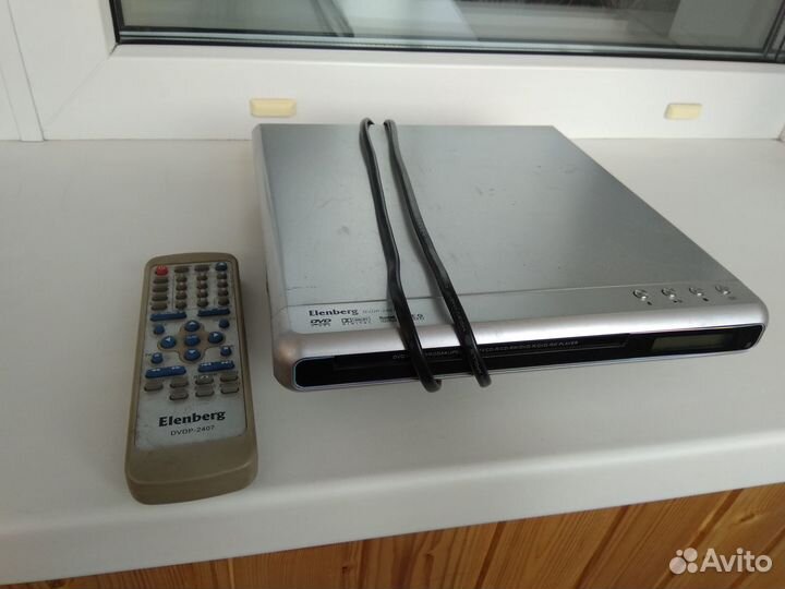DVD плеер Elenberg