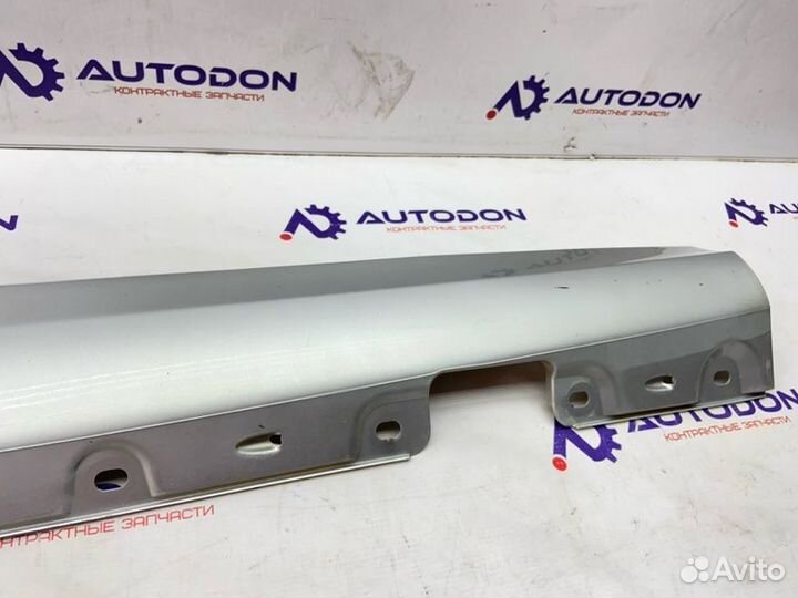 Порог правый Mercedes C-Class W203