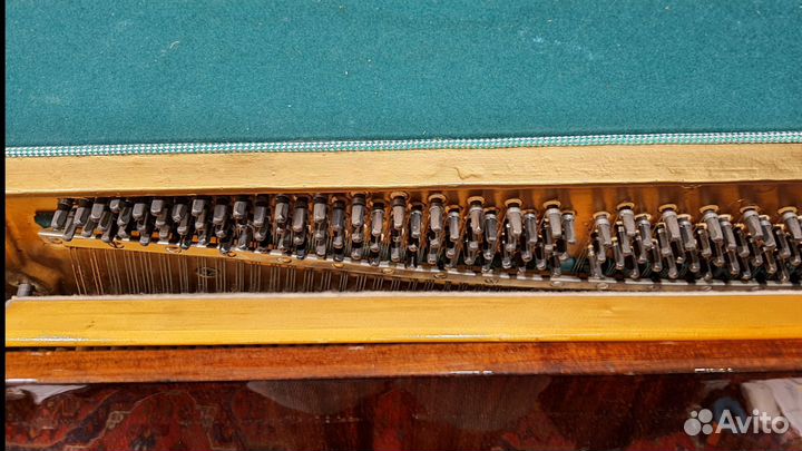 Пианино Lirika