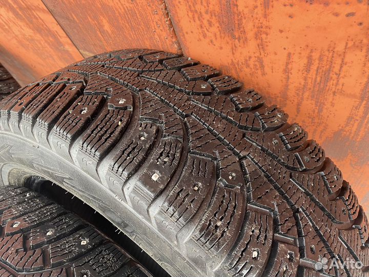 Nokian Tyres Hakkapeliitta 5 215/60 R16 99T