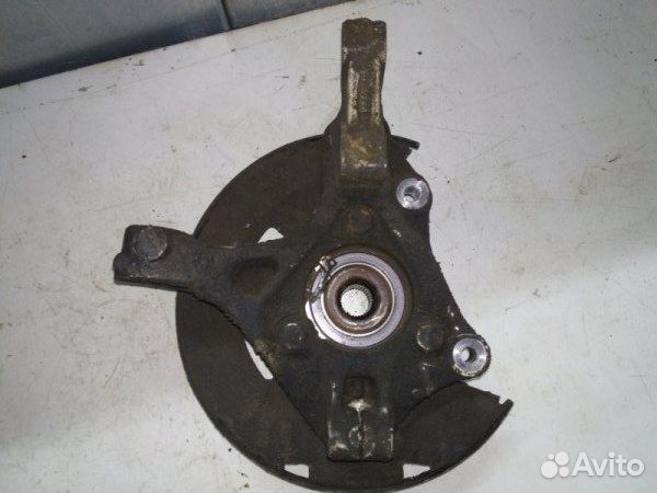 Кулак поворотный передний левый Chevrolet Cruze