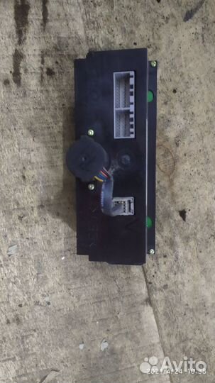 Блок управления кондиционером Шевроле Эпика
