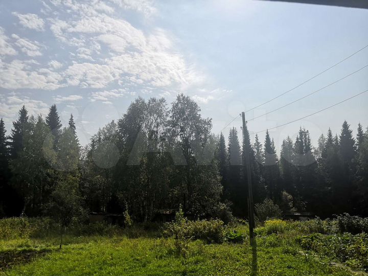 Дом 20 м² на участке 7 сот.
