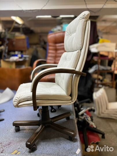 Компьютерное кресло