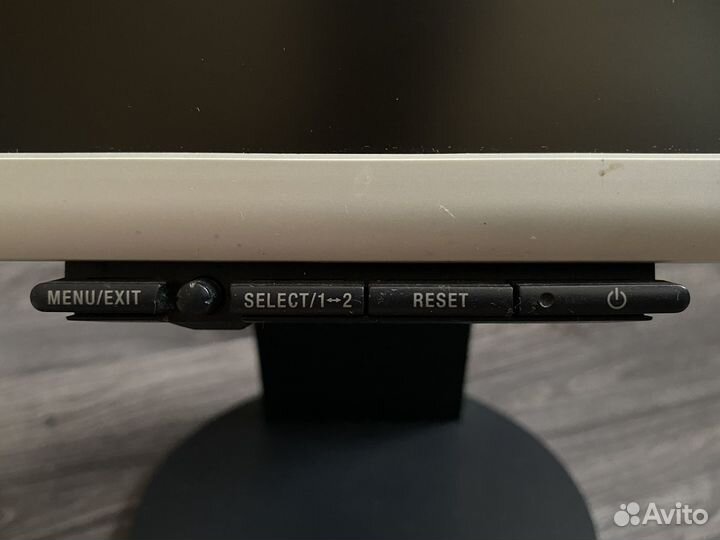 Монитор для компьютера NEC MultiSync LCD 1770NX