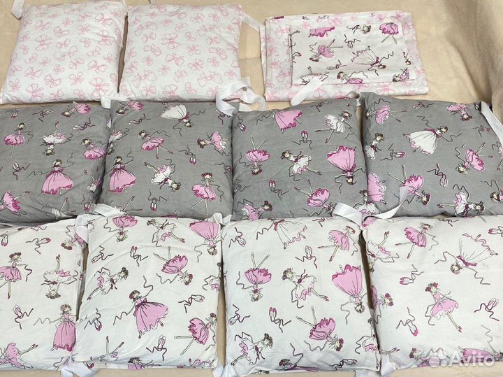 Набор бортиков и белья для детской кроватки