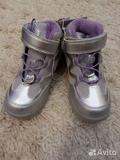 Ботинки для девочки новые