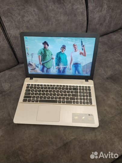 Ноутбук в идеале для работы и учебы