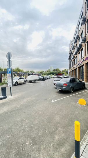 Торговая площадь, 13 м²