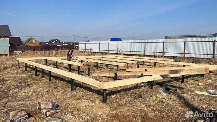 Ремонт фундамента винтовыми сваями