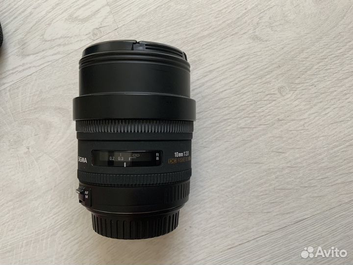 Зеркальный фотоаппарат canon 550d