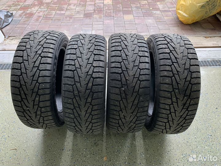Nokian Tyres Hakkapeliitta 7 SUV 235/55 R18 104T