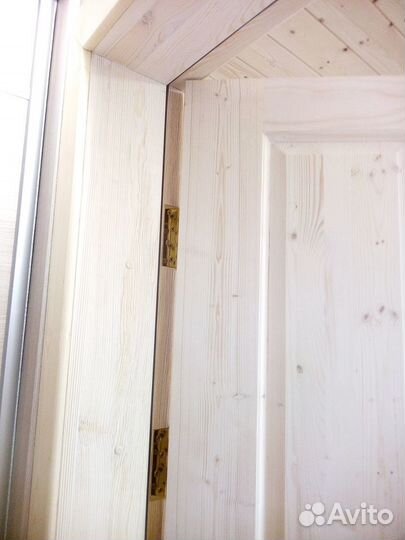 Дверь массив