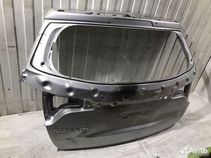 Крышка багажника Kia Sorento