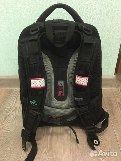 Рюкзак школьный Hummingbird