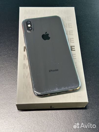 iPhone X, 64 ГБ