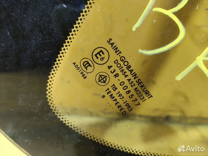 Стекло заднее левое для Mazda 3 BK 2003-2009