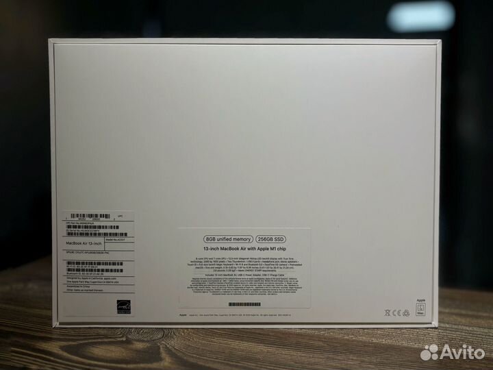 Macbook Air 13 2020 M1 (8/256Gb) Новый