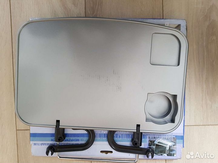 Автомобильный столик