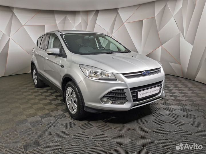 Ford Kuga, 2016