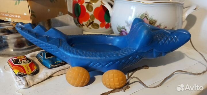 Редкая игрушка СССР Крокодил каталка на колесиках