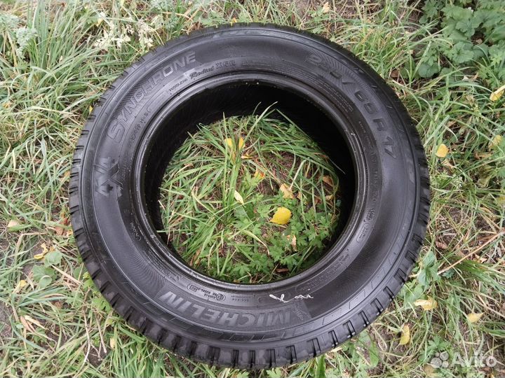 Michelin 4x4 Synchrone 235/65 R17 100